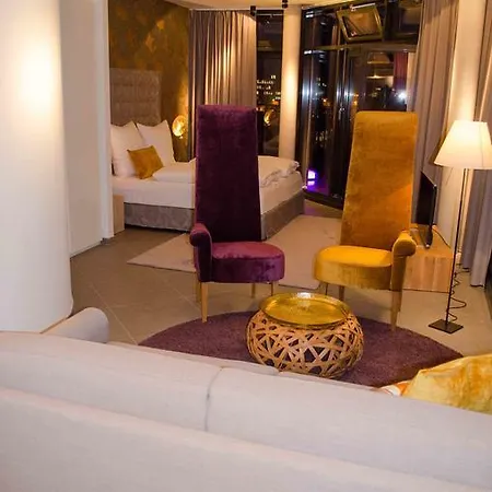 Im Bunker Apartahotel Múnich