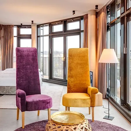 ايم بنكر 4*