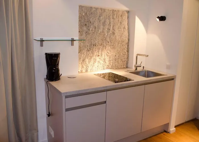 מלון דירות Im Bunker 4*