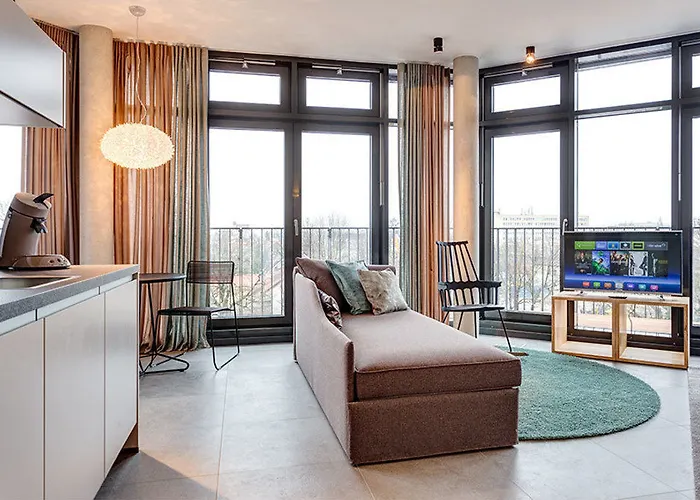 Im Bunker 4* מינכן