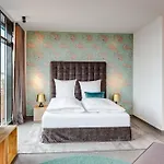 Im Bunker Aparthotel